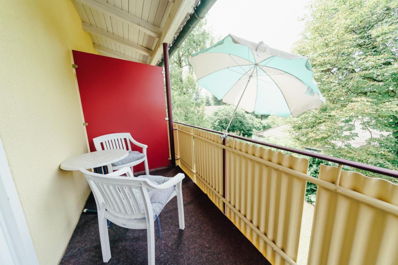Gaestehaus Frank Hotel Velden am Woerthersee Exterior photo