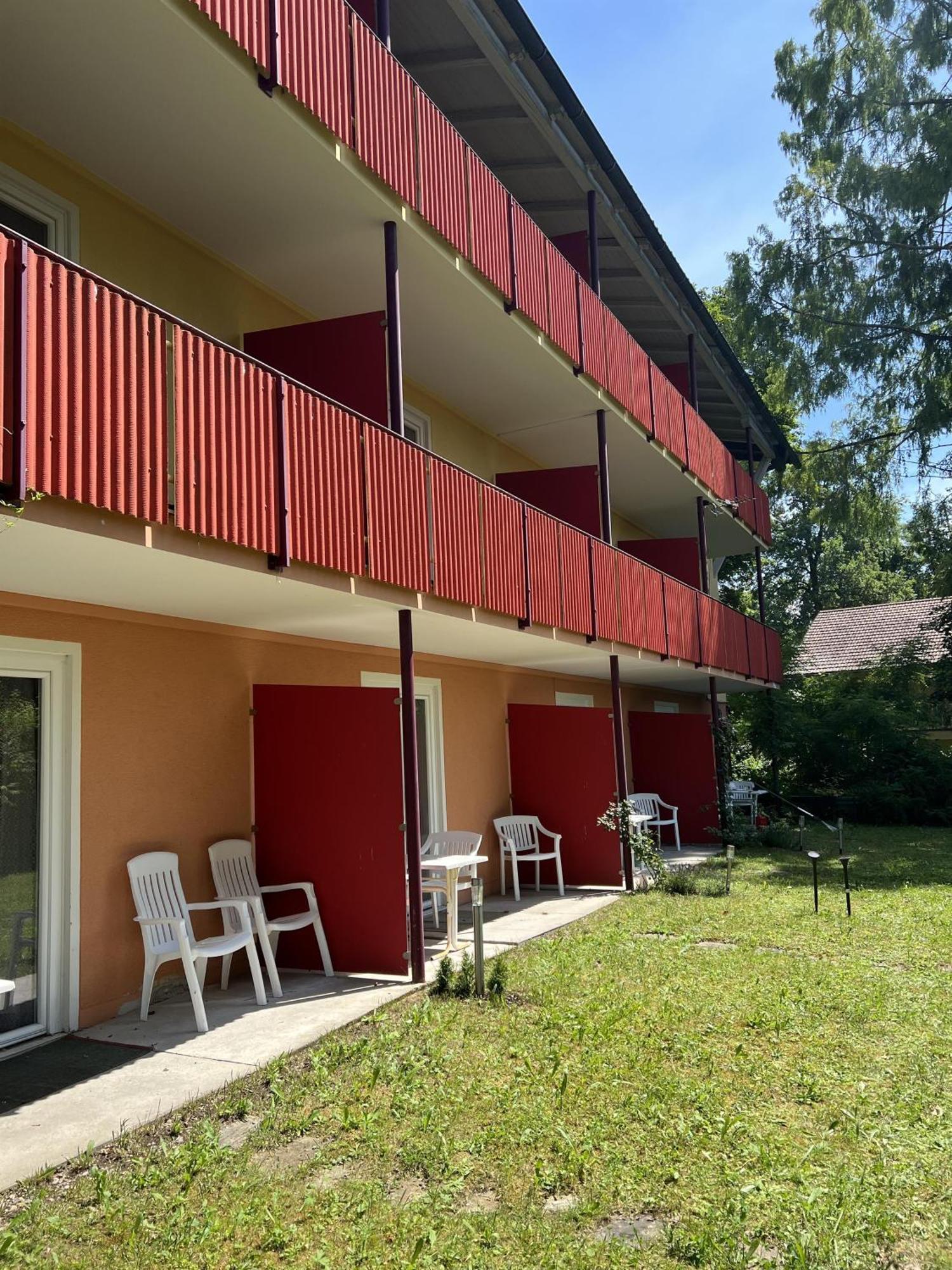 Gaestehaus Frank Hotel Velden am Woerthersee Exterior photo